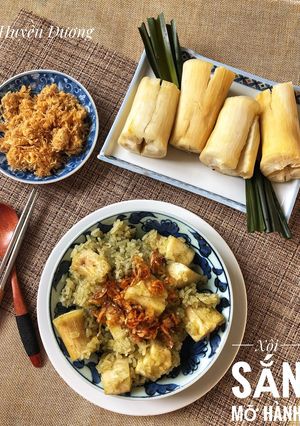 Hình của món Xôi sắn lá nếp mỡ hành.