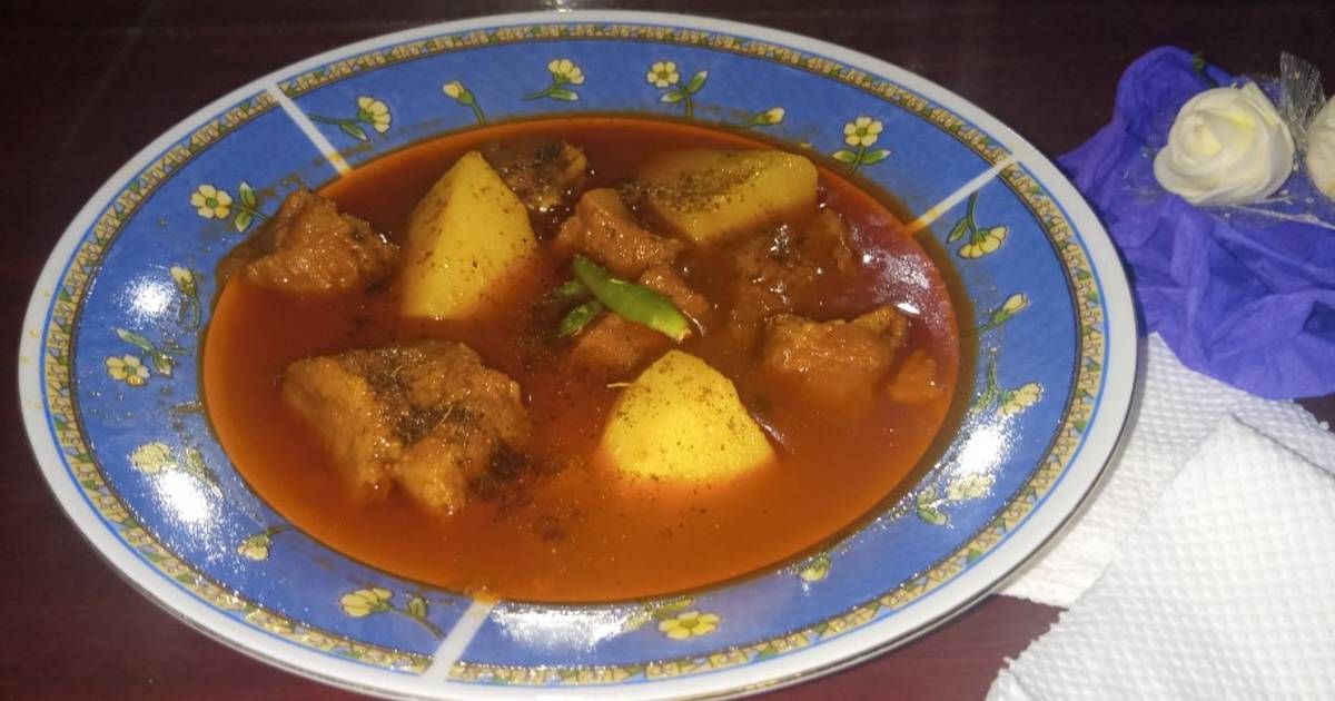 Beef Aloo Gosht Recipe By Mahnoor Malik Cookpad