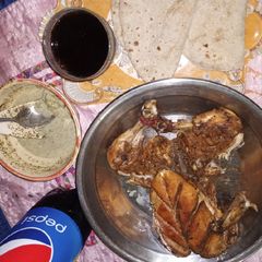 A picture of Achari chicken broast.