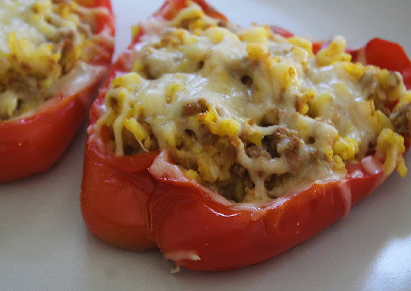 Pimiento relleno de arroz y picadillo