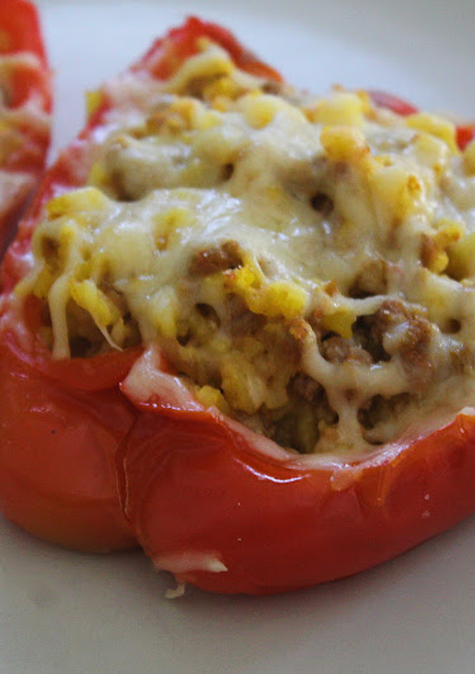 Una foto de Pimiento relleno de arroz y picadillo