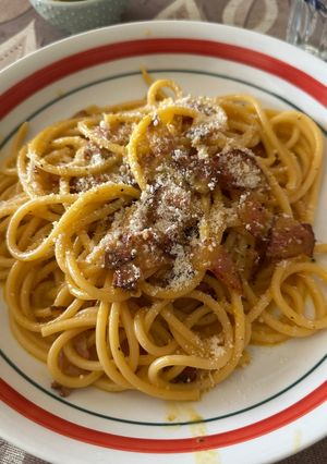 Una foto de Carbonara italiana