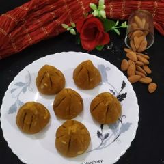 A picture of Besan Modak.