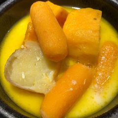 Creamy Sweet Potato 🍠 Veggie Soup 🍜 A picture of Creamy Sweet Potato 🍠 Veggie Soup 🍜.