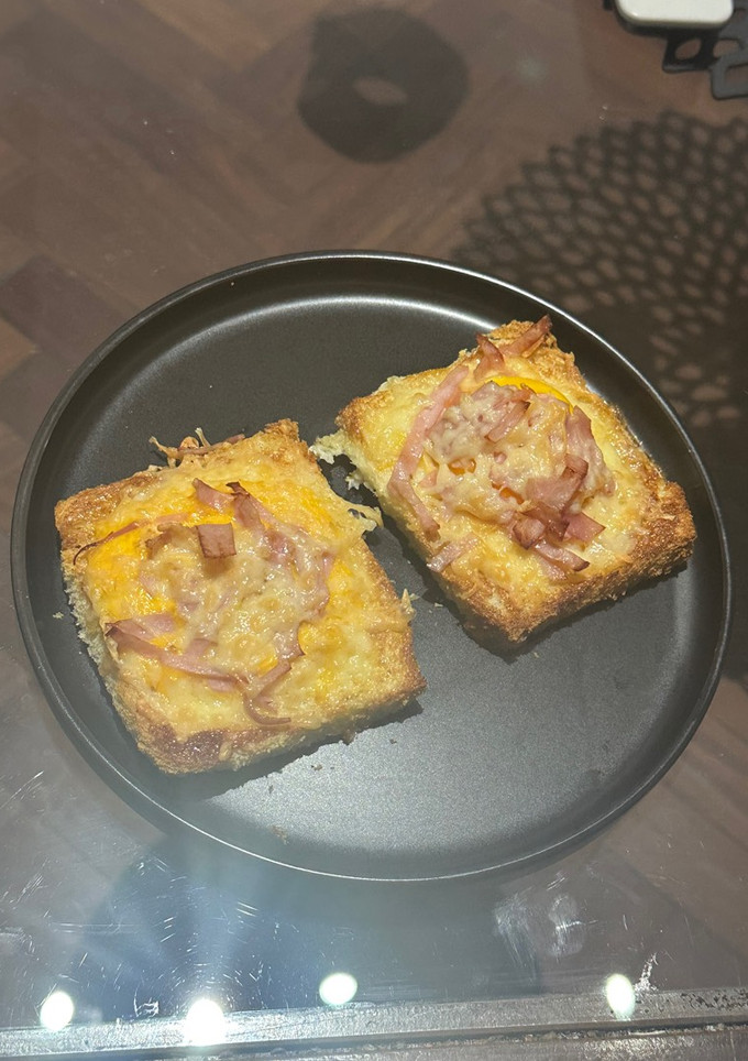Una foto de Pan con huevo en airfryer
