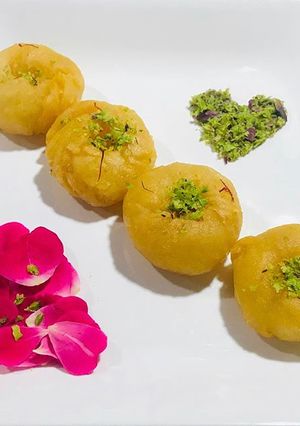 बालूशाही ( balushahi recipe in hindi) रेसिपी मुख्य फोटो