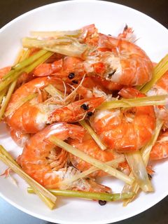 Hình của món Tôm hấp bia.