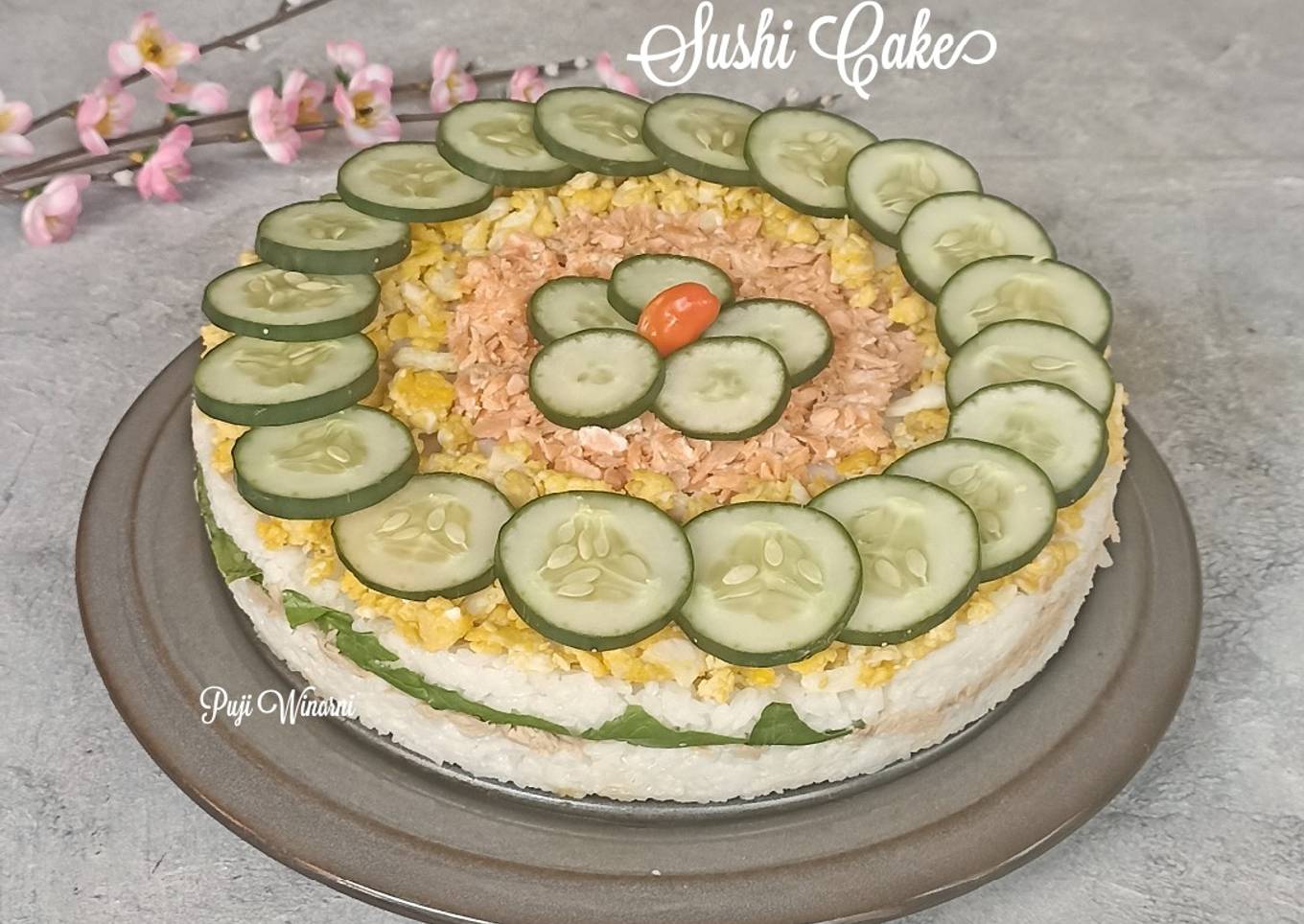 Sushi cake