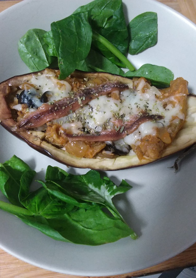 Una foto de 🍆Berenjenas a la siciliana; rellenas de atún 🐟y anchoa🎣