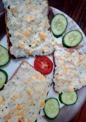 A picture of Cheesy Corn Toast.