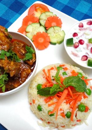 A picture of Spicy Andhra Chicken curry.