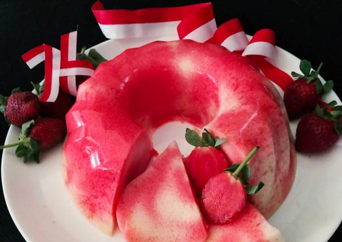 Resep Puding Roti Tawar Merah Putih yang Bikin Ngiler