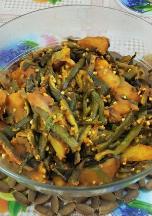 ભીંડા બટાકા નું શાક (Bhinda Bataka Shak Recipe In Gujarati) રેસીપી મુખ્ય ફોટો