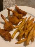 Camarones empanizados con panko
