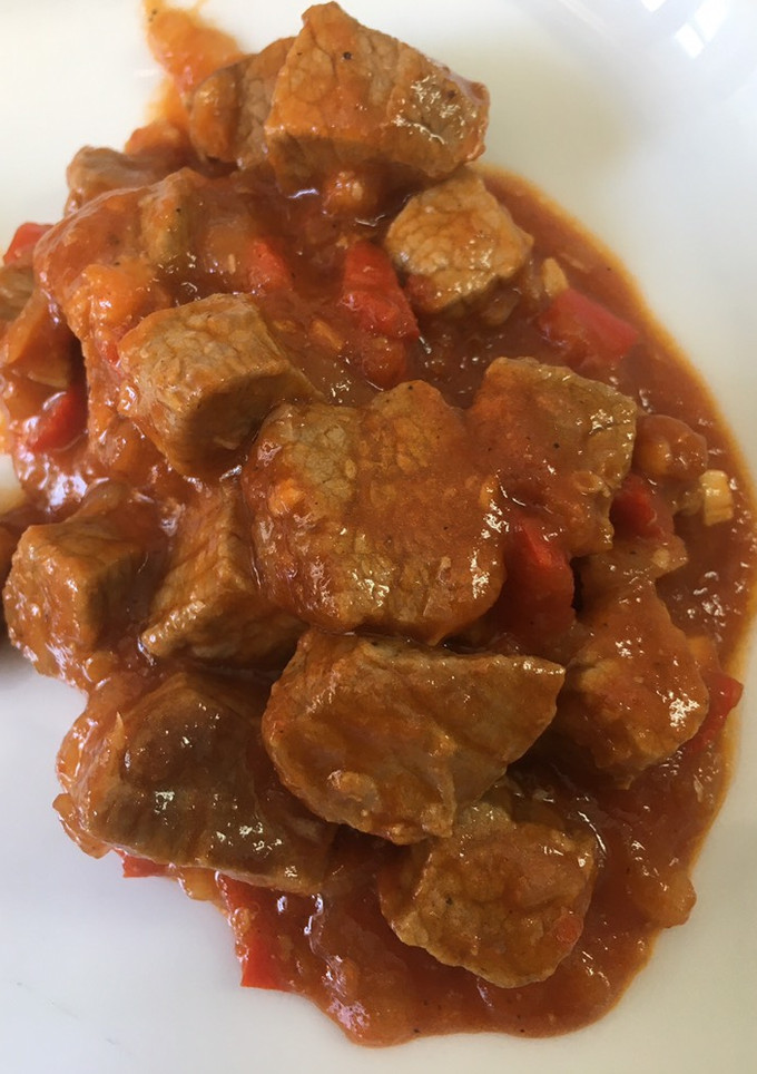 Una foto de Carne en salsa (ternera)