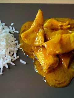 Una foto de Pollo al curry y jengibre