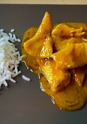 Una foto de Pollo al curry y jengibre