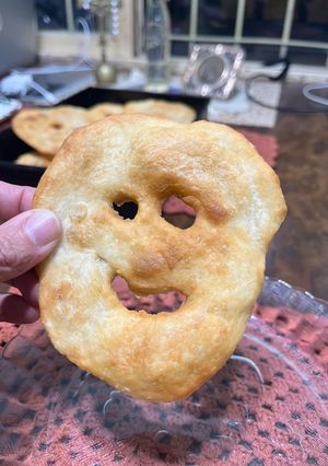 Una foto de Torta frita - Argentina