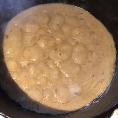 California Farm Turkey Gravy A picture of California Farm Turkey Gravy.