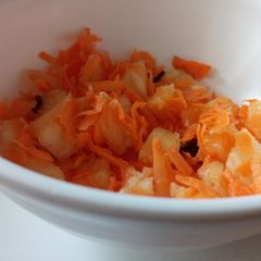 A picture of Carrots and pineapple salad.