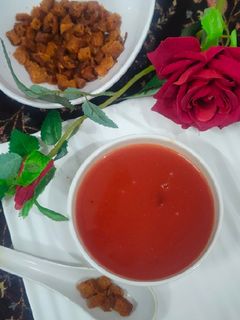 टमाटर का सूप (Tamatar ka soup recipe in Hindi) रेसिपी मुख्य फोटो