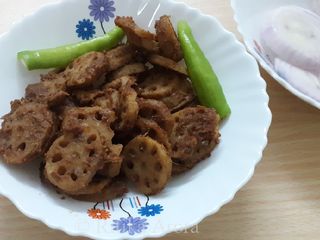 Dry Masala Beh (lotus root)