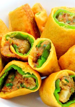 ભરેલા મરચાના ભજીયા(stuffed marcha bhajiya recipe in Gujarati) રેસીપી મુખ્ય ફોટો