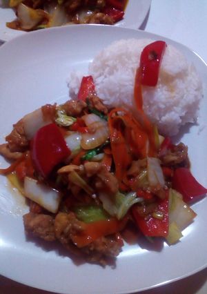 Una foto de Vegetales con pollo