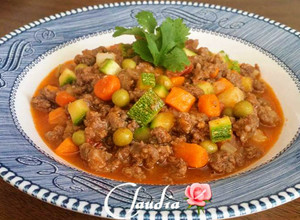Una foto de Picadillo de carne molida🌹