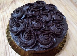 Una foto de Brigadeiro para cubierta y relleno de torta