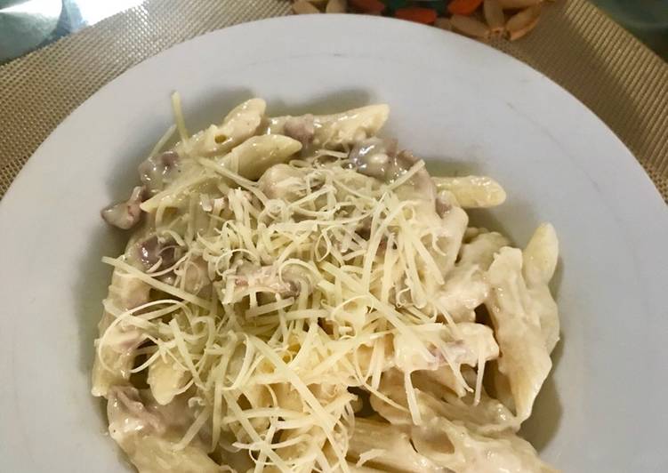 Pasta Penne Carbonara Spesial