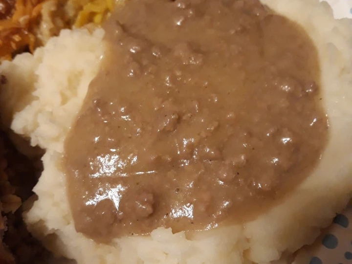 Easy Steps Prepare Recipes Hamburger Gravy Birthday Celebration version the So Delicious Tasty.
