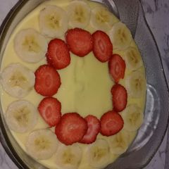 A picture of Tennis and custard dessert.