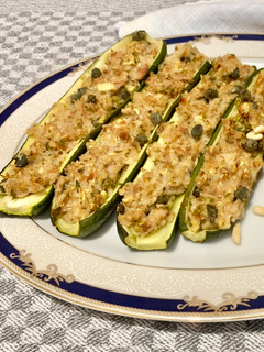Foto di Zucchine ripiene di tonno e capperi