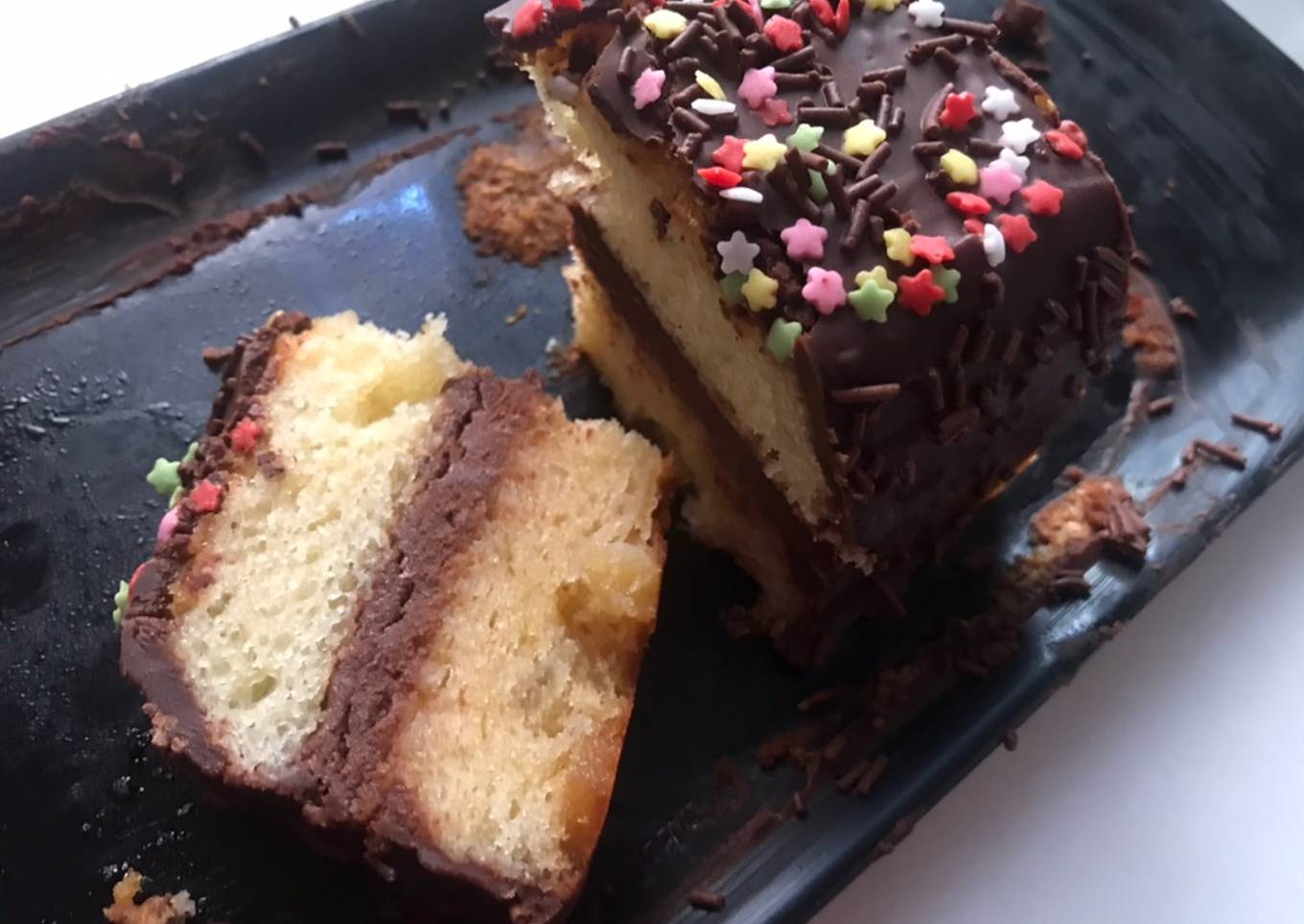 Coca con relleno de chocolate, para el cumple de Pol