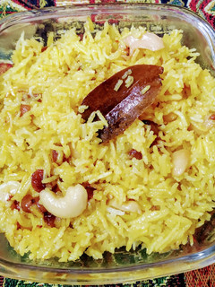 केसरिया मीठे चावल(KESARIYA MEETHE CHAWAL RECIPE IN HINDI) रेसिपी मुख्य फोटो