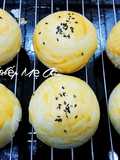 Bánh ngàn lớp nhân khoai môn trứng muối