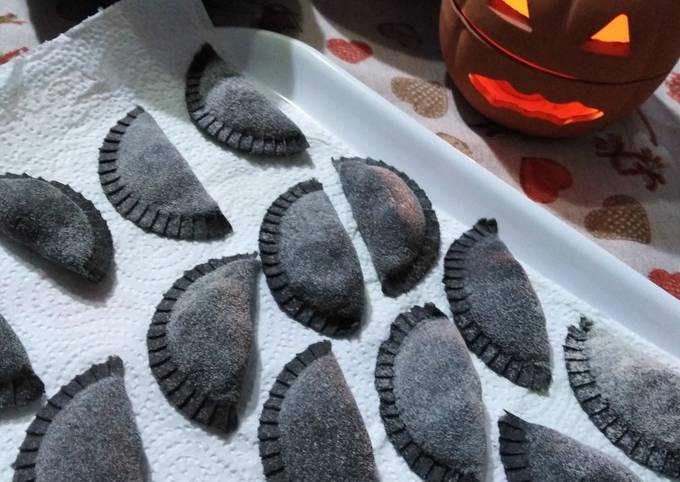 Il modo più semplice a Preparare Perfetto Lune di halloween (ravioli ripieni di zucca)