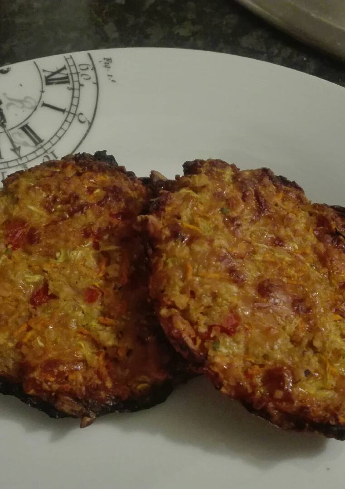 Una foto de Hamburguesa de calabacín y zanahoria