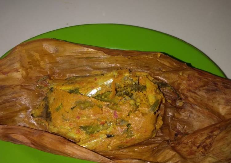 Pepes teri basah