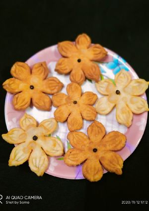 ফ্লাওয়ার নিমকি (flower nimki recipe in bengali) রেসিপির প্রধান ছবি