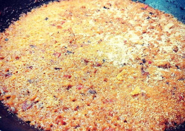 Paella de carne picada en costra de ajo