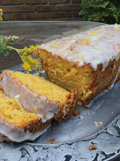 Una foto de CARROT CAKE (BUDÍN DE ZANAHORIA) 🥕