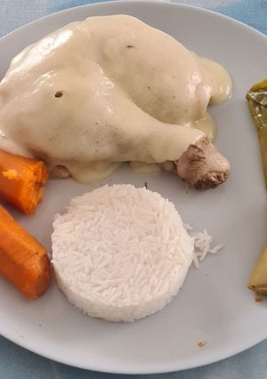 Une photo de Poule au pot