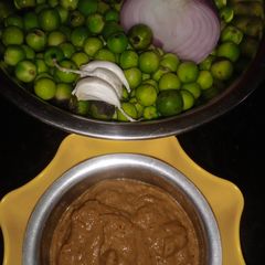A picture of Sundakkai(Turkey berry) chutney.