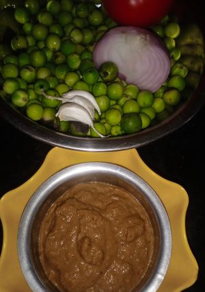 A picture of Sundakkai(Turkey berry) chutney.