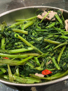沙茶牛肉炒空心菜 的食譜成品照片