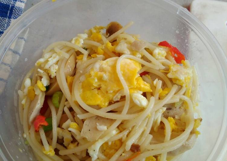 Cara mudah Menyiapkan Spaghetti oriental, Bisa Manjain Lidah