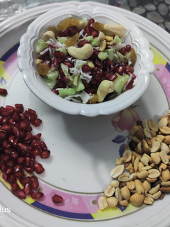 फ्रूट् चाट(Fruit Chaat) रेसिपी मुख्य फोटो