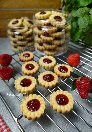 Foto resep Strawberry Cookies (1023)